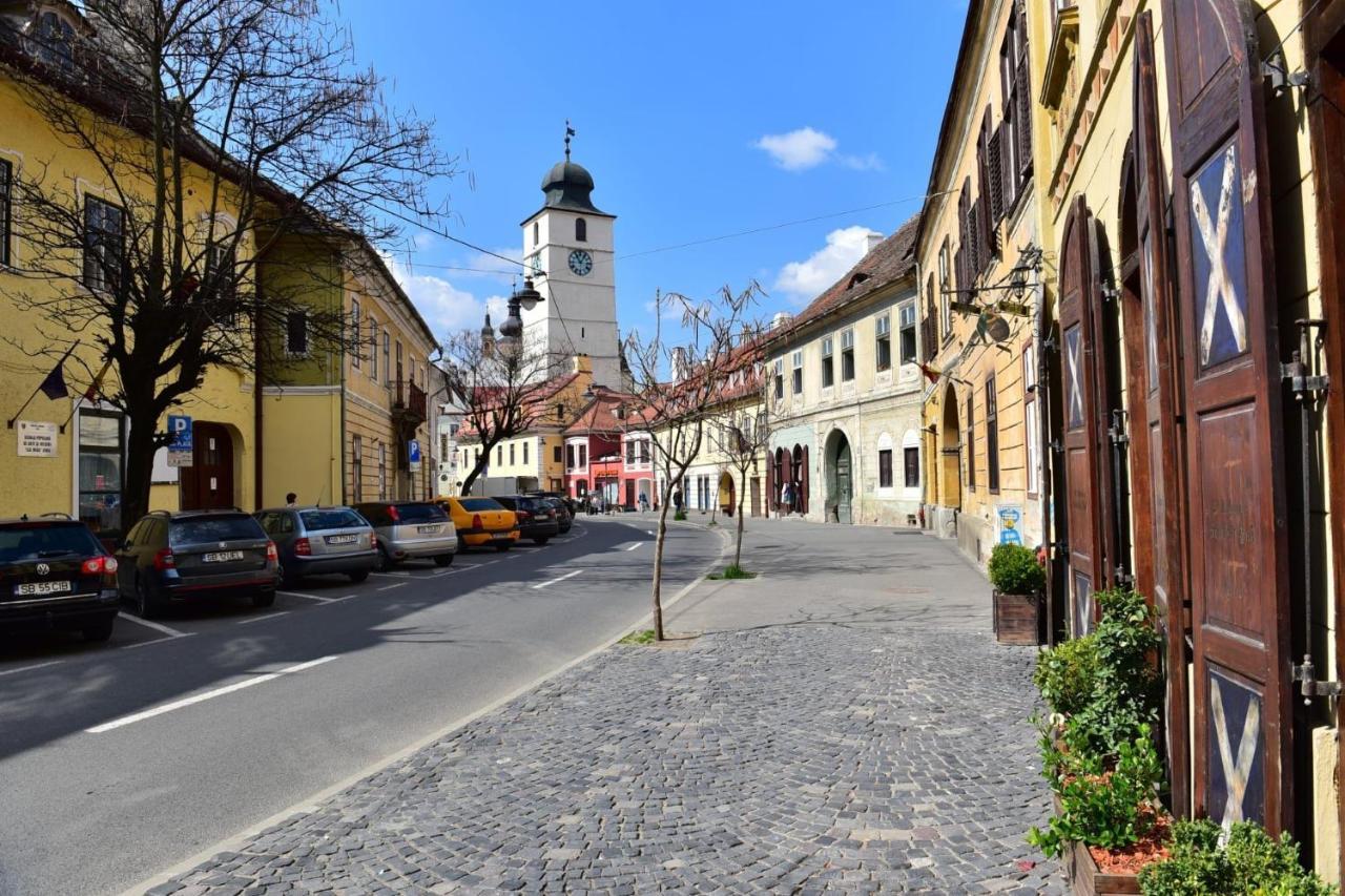 Das Central Apartment Sibiu Exterior foto